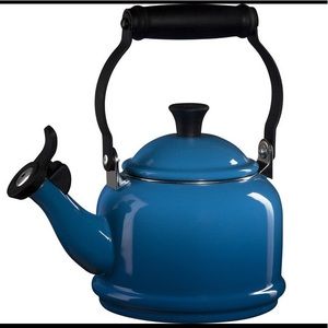 Coming soon! Le Creuset Demi Kettle in Marseille
